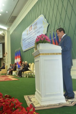 Minister Thank Khon announces Cambodia is World Best Tourist Destination in 2016
